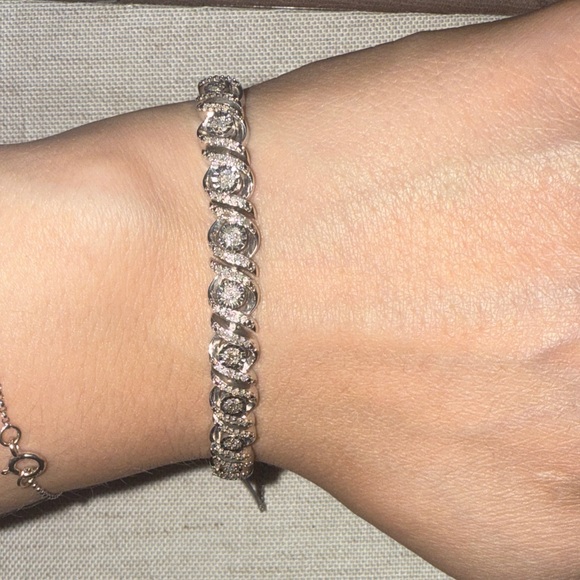 Stunning 925 real Diamond Tennis bracelet